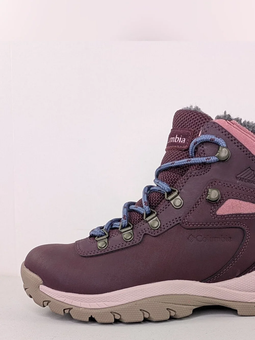 Columbia Newton Ridge Boots Womens Size 7.5 Waterproof Omni Heat Winter Hiking